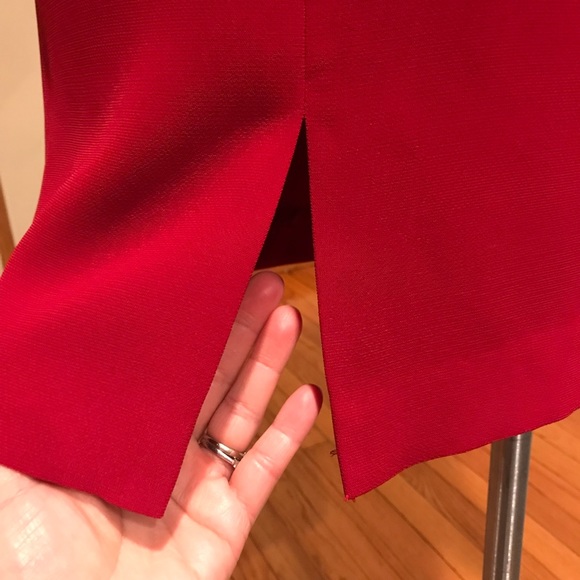 Donna Morgan women's burgundy wine colored with brown web like design, S… - Picture 8 of 11